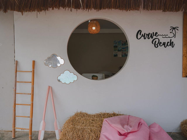 Curve Beach Cafe ⛱️