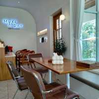 MAKE A DAY คาเฟ่ กุยบุรี