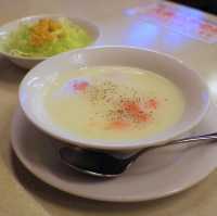 【沖縄】那覇のステーキ屋さんといえばココ！アメリカンな雰囲気のお店！