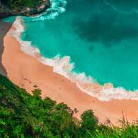 Bali: The Island of Gods and Enchanting Experiences