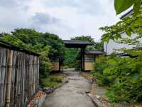 日本京都-能拍到京都塔小橋湖水倒影：涉成園