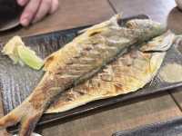 「臺北東區創意日本料理，必試招牌乾貝漢堡加海膽」