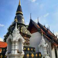 วัดประตูป่อง โบราณสถานแห่งเขลางค์นคร