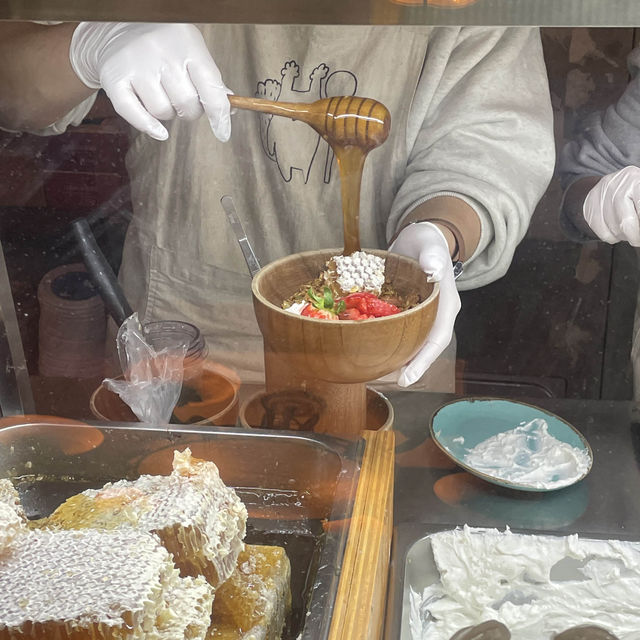 最近大流行り中のギリシャヨーグルトが食べれるお店"DOTORI"🥣