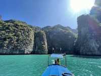  📍 อ่าวปิเละ เกาะพีพี