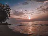 นั่งชิลที่หาดเจ้าสำราญ