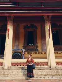 ไปปั่นจักรยานกันที่ Patuxay Monument