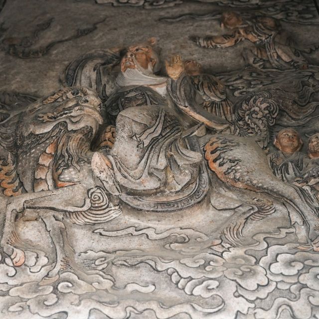 ซุ้มประตูจีน วัดช่องลม - Unseen แห่งราชบุรี