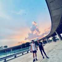 Best sunset view in Marina Barrage 
