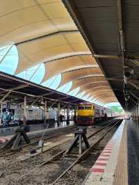 เดินทางแบบคลาสสิคไปกับสถานีรถไฟหัวลำโพง
