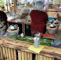 ตลาดลองแล(หลาดลองแล)