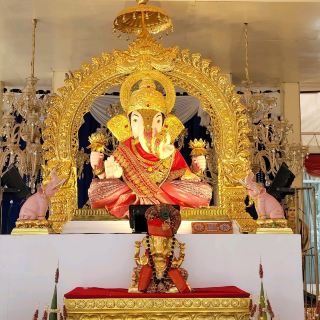 The Maha Ganesh Temple of Wealth and Lakshmi Narayan