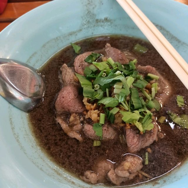 ก๋วยเตี๋ยวรสเด็ดกิ่งแก้ว