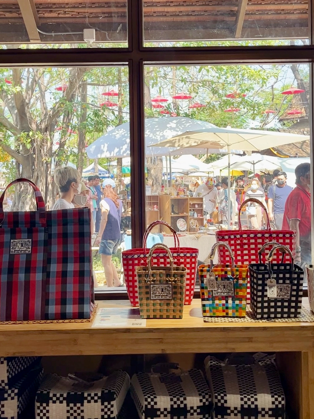 ⛄️ タイ土産 good goods バッグチャーム2点セット タイ土産 good goods バッグチャーム - メルカリ