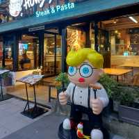 Hungry Nerd Steak & Pasta @ ราชเทวี