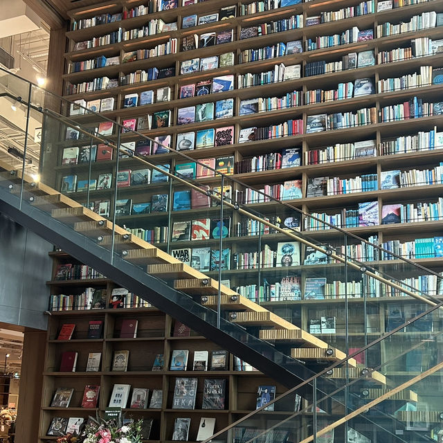 【大阪/枚方】SNSで話題📚