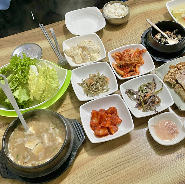 추천하고 싶은 공주의 최고 가성비 한식집 - 왕궁쌈밥