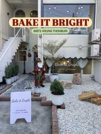 คาเฟ่สไตล์เกาหลี Bake it bright🌟BTS กรุงธนฯ