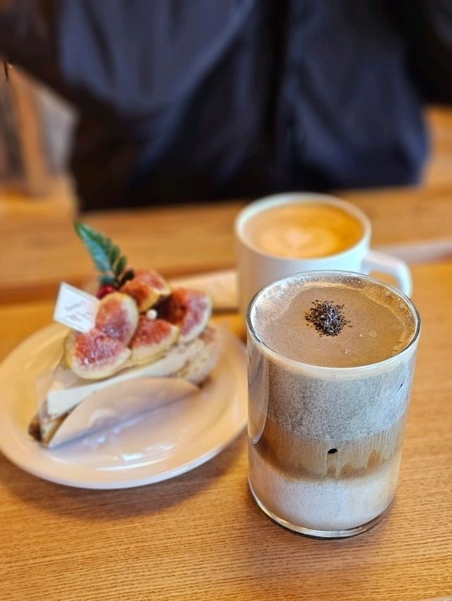 세종, 도심 속 고즈넉한 한옥 카페 