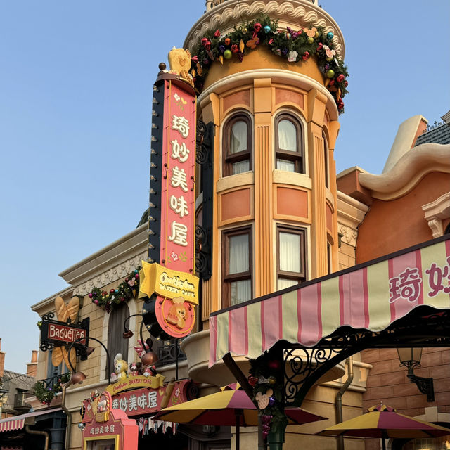 Christmas at Shanghai Disney 