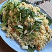 ครัวลุงหล่อ ร้านเด็ดอ่างทอง
