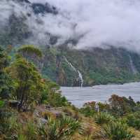Journey to the Glacier: Exploring Robert’s Point Track🏔️🌿