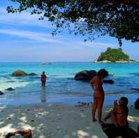 泰國麗貝島特色度假村以及專屬沙灘:麗貝十月度假村Ten Moons Lipe Resort，在trip.com上預定能享受優惠價格
