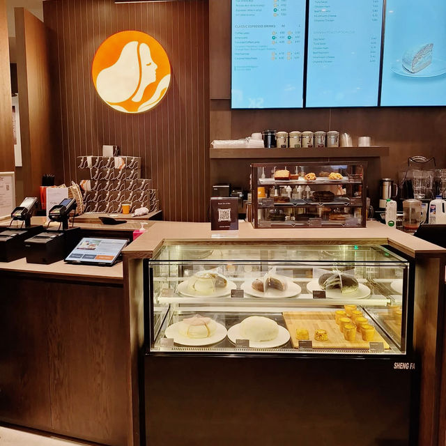 Crafting Perfection at Louisa Coffee Singapore