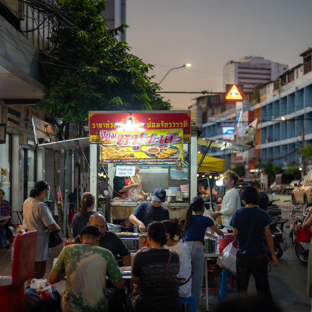 ปักหมุดที่พักสุดชิคใกล้เยาวราช ราคาน่ารัก ⛩️