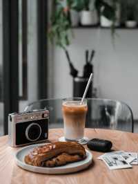 Everyhalf Coffee.