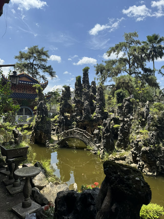 Discover the beautiful ancient temple in Ipoh