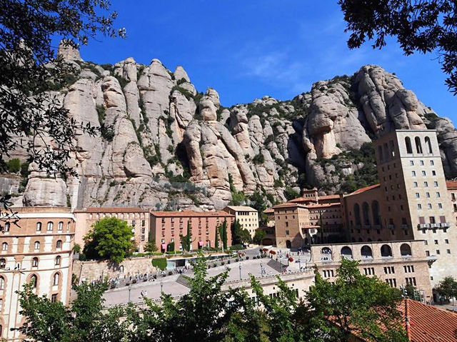 Santa Maria de Montserrat Abbey
