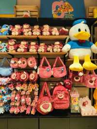 Retail Therapy at Q Pocket
