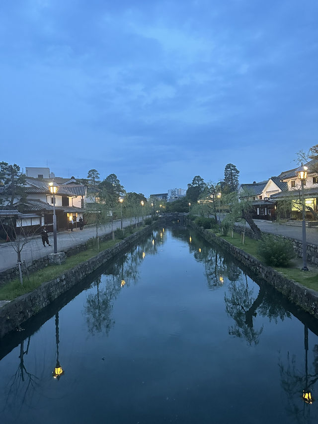 日本岡山-倉敷美觀：充滿歷史與藝術的美麗白牆與楊柳垂垂的小船慢活之趣