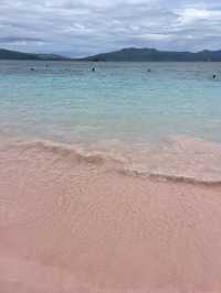 A Visit to Pink Beach on Padar Island: A Must-See Wonder! 🏖️🌸