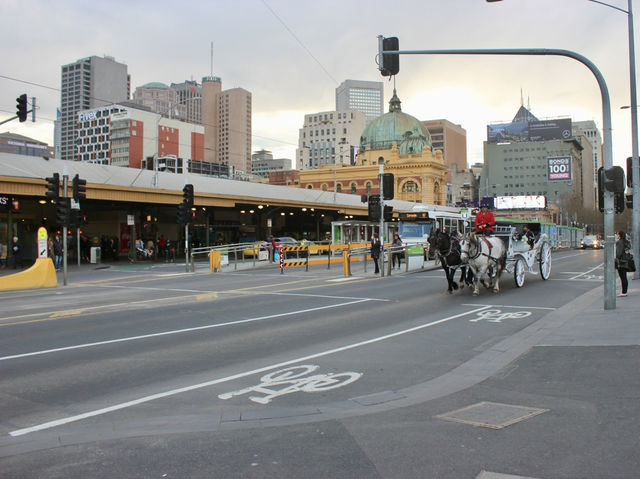 A Journey from Flinders Street to Hidden Gems: Melbourne City Walk