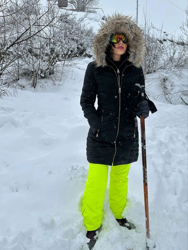 ❄️ Thrill & Chill: Skiing in Gulmarg! ⛷️🏔️
