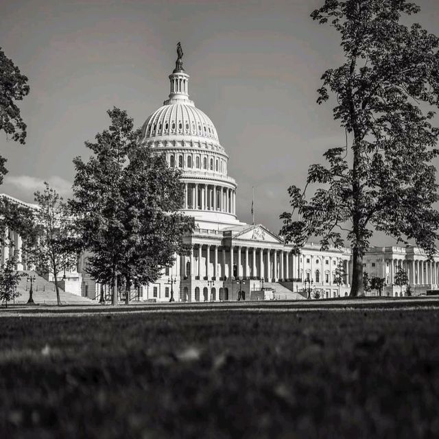 アメリカ民主主義の中心へ！米国議会議事堂ビジターセンター