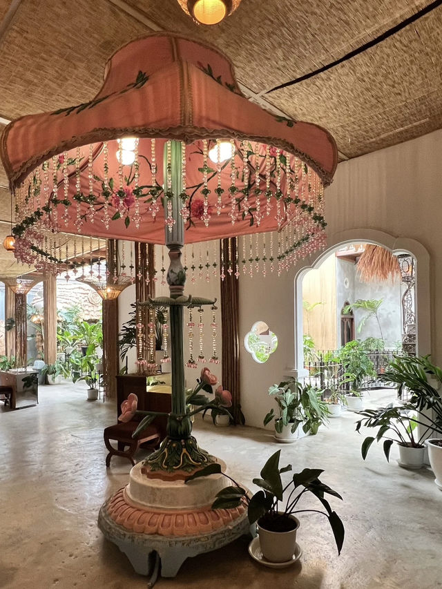 芭堤雅避暑打卡好去處 爆紅景點House of Benedict