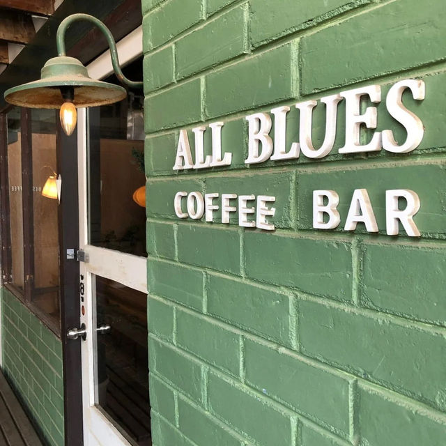 🥤 All Blues Coffee Bar