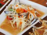 ชมวิวซีฟู้ด ร้านอาหารริมทะเล ลมดีมาก