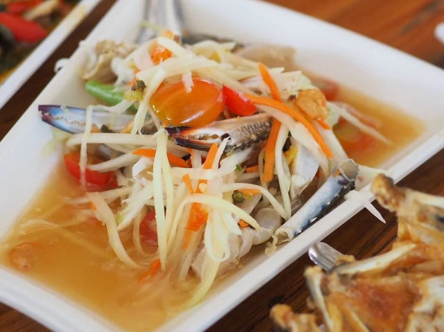 ชมวิวซีฟู้ด ร้านอาหารริมทะเล ลมดีมาก
