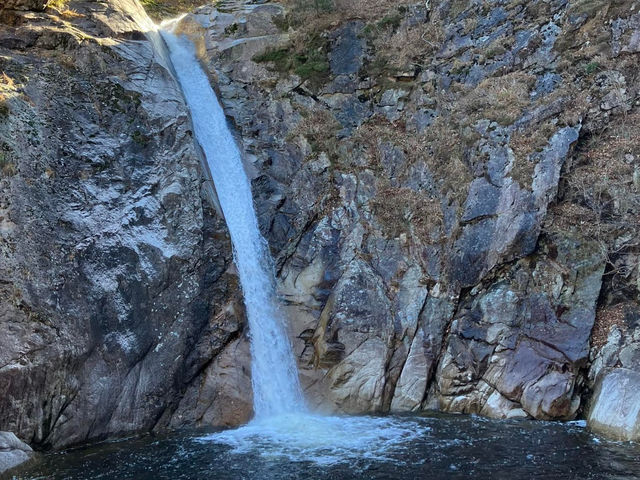 A Hiker’s Paradise: Seoraksan National Park Adventure