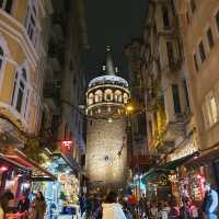 🇹🇷이스탄불 여행의 중심 갈라타 탑과 번화한 이스티클랄 거리 풍경