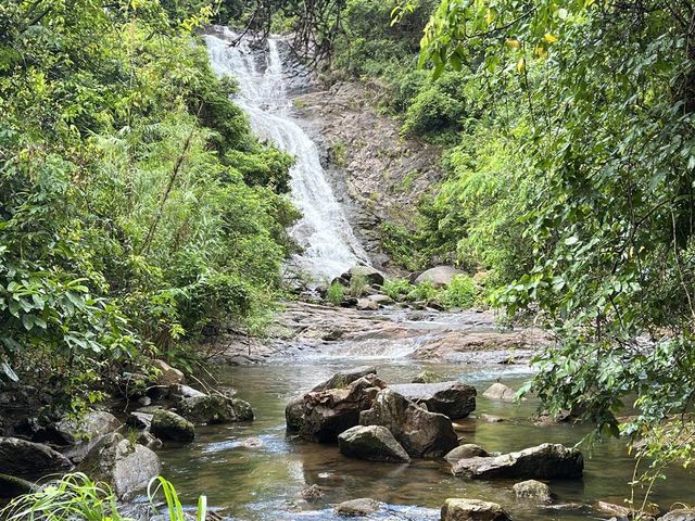 1 Hike, 6 Waterfalls at the Biling Waterfall Trail