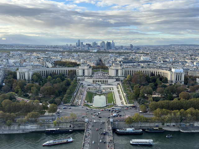 A Stroll by the Seine: The Heartbeat of Paris