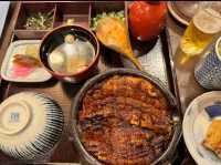 나고야의 전통을 맛보다: 아츠타 호라이켄 본점
