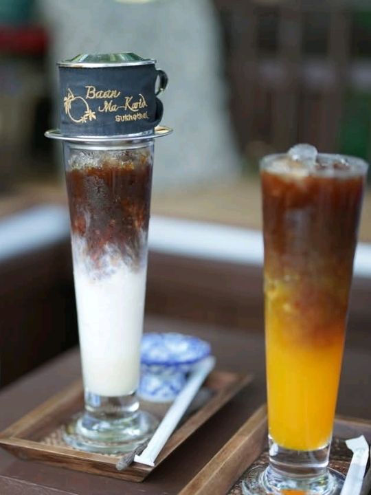  หนีร้อนไปนั่งจิบเครื่องดื่มเย็นๆที่บ้านมะขวิด