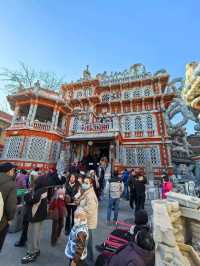 Step into a Fairy Tale : The Memesrizing Porcelain House in Tianjin.