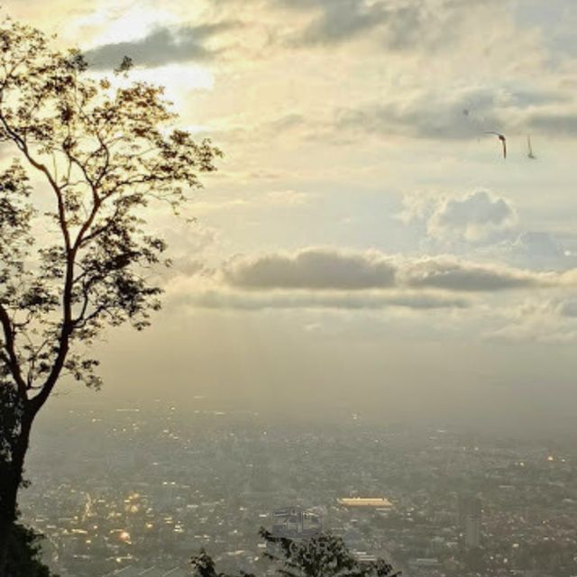 🌄  จุดชมวิวเขาคอหงษ์